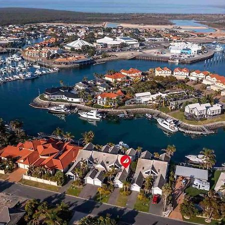 The Blacklighters-Waterfront Retreat Port Lincoln Ngoại thất bức ảnh