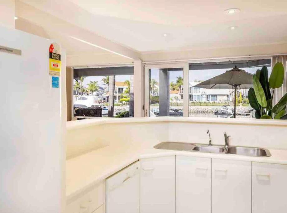The Blacklighters-Waterfront Retreat Port Lincoln Ngoại thất bức ảnh