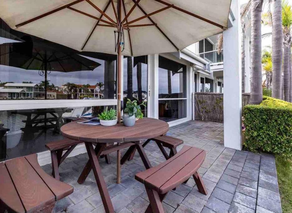 The Blacklighters-Waterfront Retreat Port Lincoln Ngoại thất bức ảnh